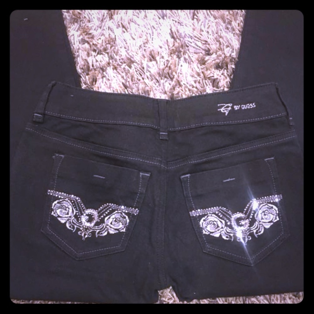 Like new black Guess rhinestone jeans size 27